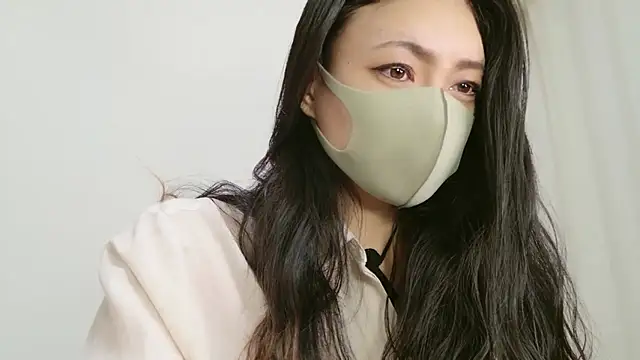 Mary-JP online show from 04-21-26, 01:06