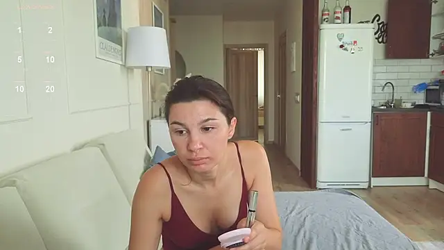 Snapshot of KristineEsme chatting on 06-07-26, 04:49 KristineEsme online show from 06-07-26, 04:49
