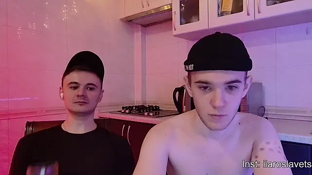 Snapshot of michael_sexdevil chatting on 01-07-25, 12:20 michael sexdevil online show from 01-07-25, 12:20