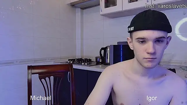 Snapshot of michael_sexdevil chatting on 01-18-25, 03:49 michael sexdevil online show from 01-18-25, 03:49