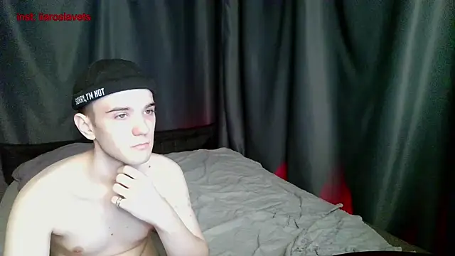 Snapshot of michael_sexdevil chatting on 03-21-25, 07:13 michael sexdevil online show from 03-21-25, 07:13