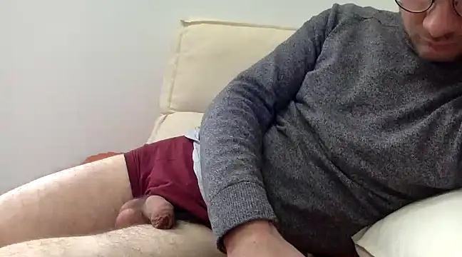 Snapshot of coquin5995 chatting on 01-05-25, 11:26 coquin5995 online show from 01-05-25, 11:26