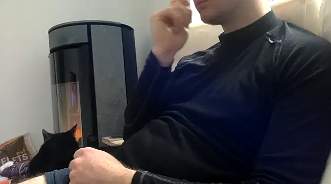 Snapshot of coquin5995 chatting on 02-16-25, 08:21 coquin5995 online show from 02-16-25, 08:21