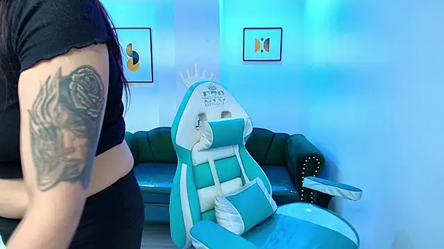 Snapshot of Arianna_sweeet chatting on 09-30-25, 03:33 Arianna sweeet online show from 09-30-25, 03:33