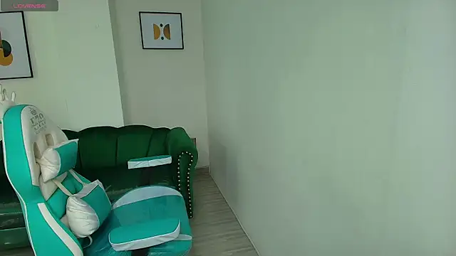 Snapshot of Arianna_sweeet chatting on 10-07-25, 03:25 Arianna sweeet online show from 10-07-25, 03:25