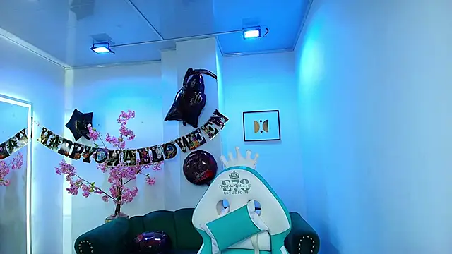 Snapshot of Arianna_sweeet chatting on 10-26-25, 03:45 Arianna sweeet online show from 10-26-25, 03:45