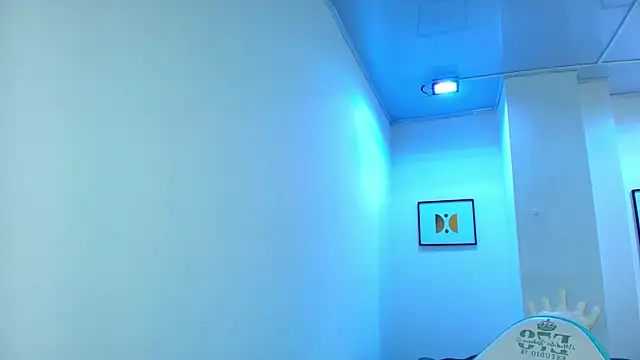 Snapshot of Arianna_sweeet chatting on 11-05-25, 03:50 Arianna sweeet online show from 11-05-25, 03:50