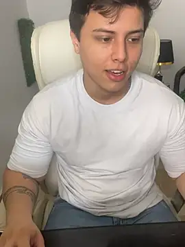 Snapshot of Thom_Ohtani chatting on 01-23-25, 01:19 Thom Ohtani online show from 01-23-25, 01:19