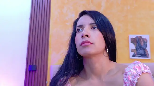 Snapshot of amabel_zambrano chatting on 06-12-26, 11:53 amabel zambrano online show from 06-12-26, 11:53