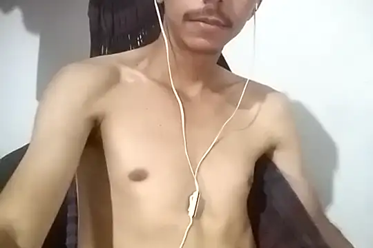 MagrinhoSaradoo online show from 02-02-25, 04:15