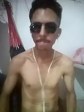 MagrinhoSaradoo online show from 02-04-25, 02:32