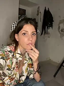 Izy cute  online show from 01-17-25, 06:36