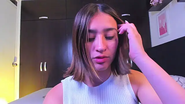 Snapshot of irirs_rouse chatting on 01-13-25, 11:19 irirs rouse online show from 01-13-25, 11:19