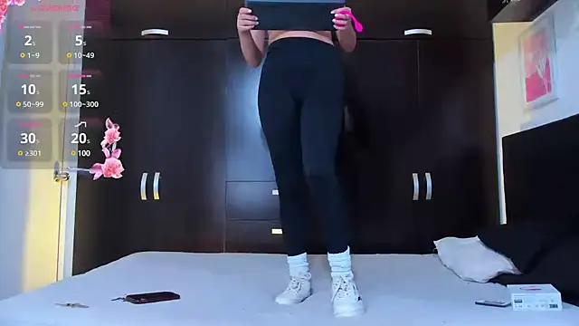 Snapshot of irirs_rouse chatting on 02-23-25, 12:27 irirs rouse online show from 02-23-25, 12:27