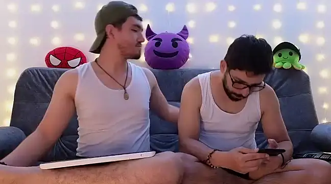 Snapshot of ErickBrant chatting on 02-06-25, 11:15 ErickBrant online show from 02-06-25, 11:15