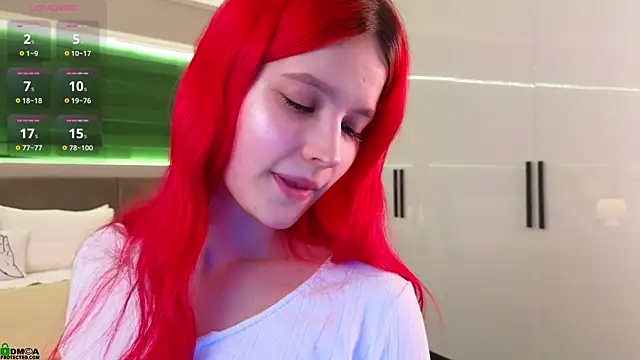 Snapshot of Rina_Red chatting on 01-17-26, 01:43 Rina Red online show from 01-17-26, 01:43