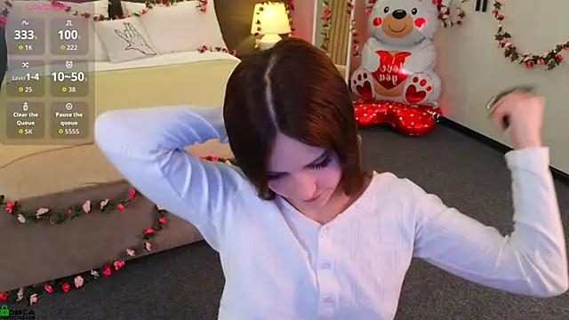 Snapshot of Rina_Red chatting on 02-07-26, 01:42 Rina Red online show from 02-07-26, 01:42