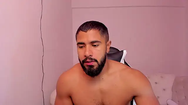 Santiago huntt online show from 02-19-25, 12:33