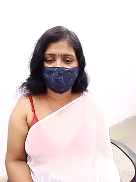 Lucky-Deepthi online show from 03-08-25, 02:01