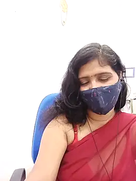 Lucky-Deepthi online show from 03-08-25, 11:28