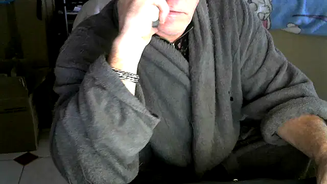 Snapshot of aigledauphin chatting on 10-02-25, 08:21 aigledauphin online show from 10-02-25, 08:21