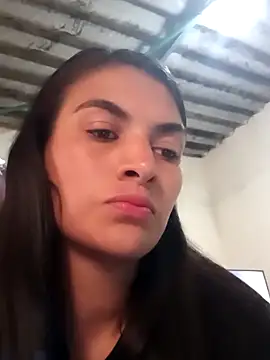 blue and whithe online show from 04-09-26, 04:56