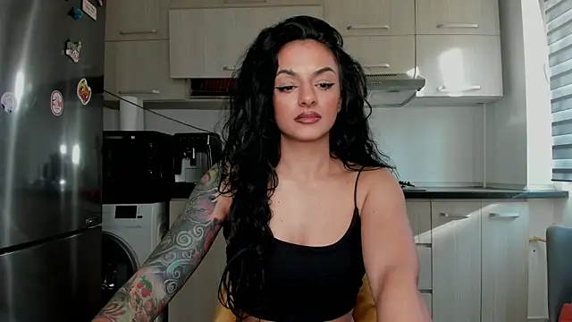 NNNoire online show from 01-28-25, 08:57