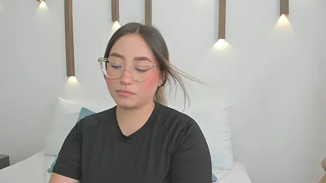 antonella cutie  online show from 02-04-25, 03:04