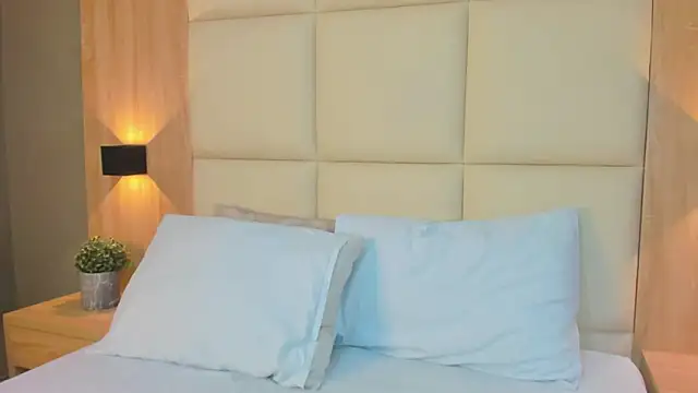 antonella cutie  online show from 12-18-25, 12:11