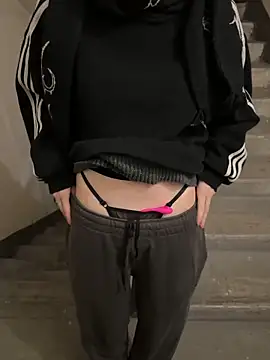 Alexandria Balenciaga online show from 01-26-25, 08:02