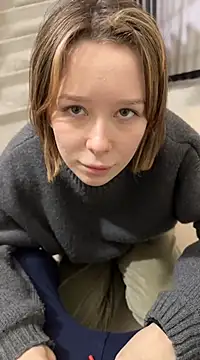 Alexandria Balenciaga online show from 02-02-25, 11:42