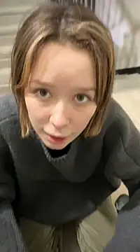 Alexandria Balenciaga online show from 02-03-25, 09:18