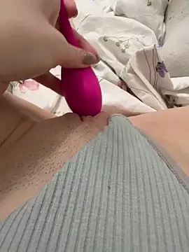 Alexandria Balenciaga online show from 03-11-25, 12:22