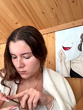 mewKate online show from 10-20-25, 12:38