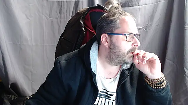 Streamlove77 online show from 01-21-25, 03:21