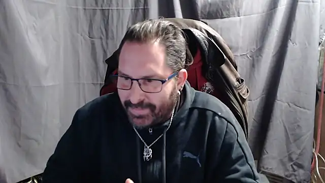 Streamlove77 online show from 02-07-25, 05:07