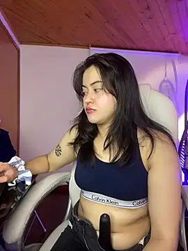 Camila pinkk online show from 05-13-26, 01:41