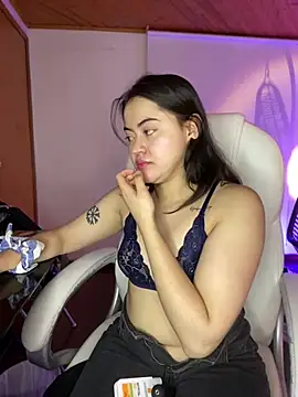 Camila pinkk online show from 05-19-26, 01:50