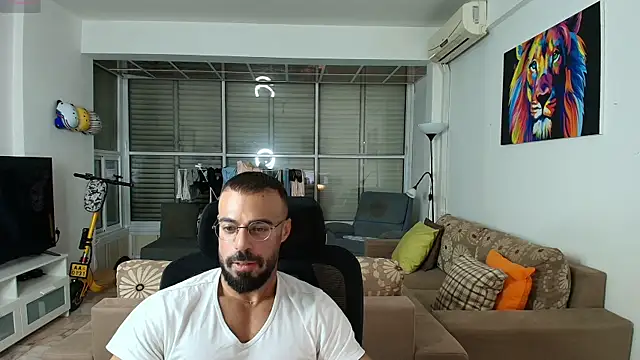 Snapshot of todddantes25 chatting on 12-04-25, 03:32 todddantes25 online show from 12-04-25, 03:32