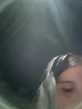 the queen of street online show from 11-19-25, 02:33