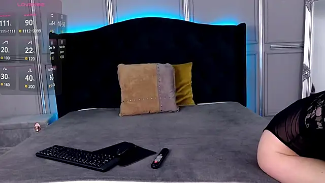 AshlineKatte online show from 02-17-25, 06:04