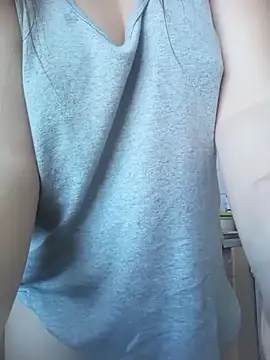 Lauren Amabel online show from 03-27-26, 09:32