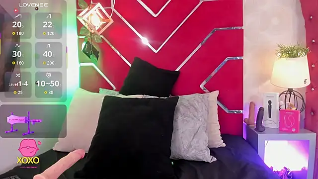 VeronicaOlson  online show from 10-11-25, 04:01