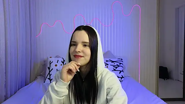 Snapshot of Harleen_Moore chatting on 01-24-25, 10:11 Harleen Moore online show from 01-24-25, 10:11