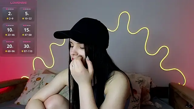 Snapshot of Harleen_Moore chatting on 03-22-25, 07:20 Harleen Moore online show from 03-22-25, 07:20