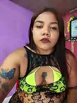 Snapshot of rubi_imar_1 chatting on 01-06-25, 01:20 rubi imar 1 online show from 01-06-25, 01:20