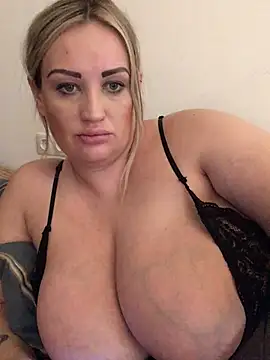 VikiiStoun online show from 03-02-25, 02:10