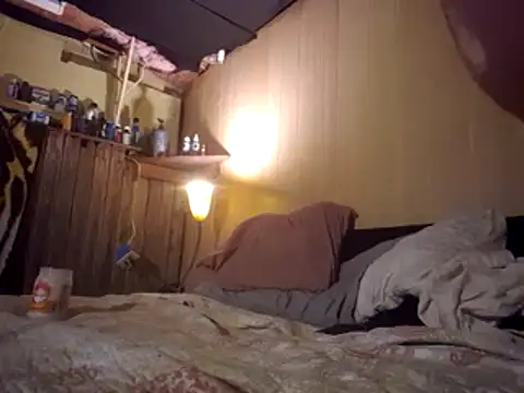 Snapshot of hesjustafriend chatting on 03-09-25, 11:58 hesjustafriend online show from 03-09-25, 11:58