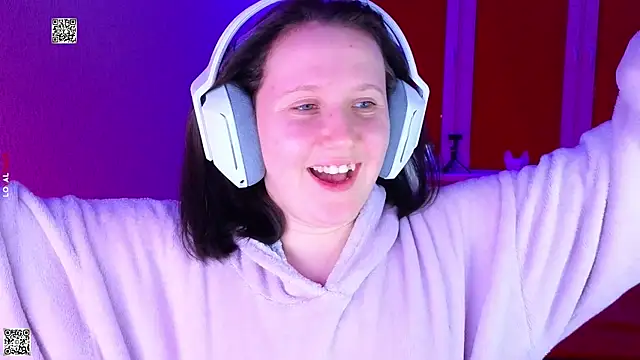 mon lola online show from 12-13-25, 07:53