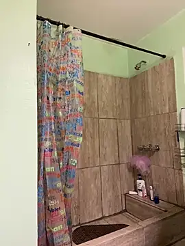 abrilito2 online show from 01-09-25, 11:24